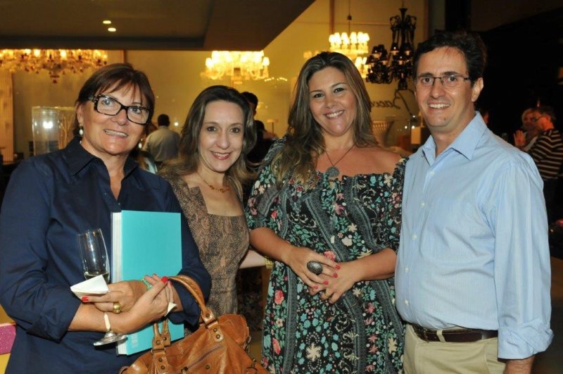 KARIN_KILLINGSWORTH_E_MARIA_HELENA_ANTONIADIS_COM_ANA_KEMP_E_JOAO_FREITAS-2