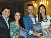 ANTONIO_GOUVEIA_COM_PAULA_BRUNO_E_PRISCILA_PORTELLA